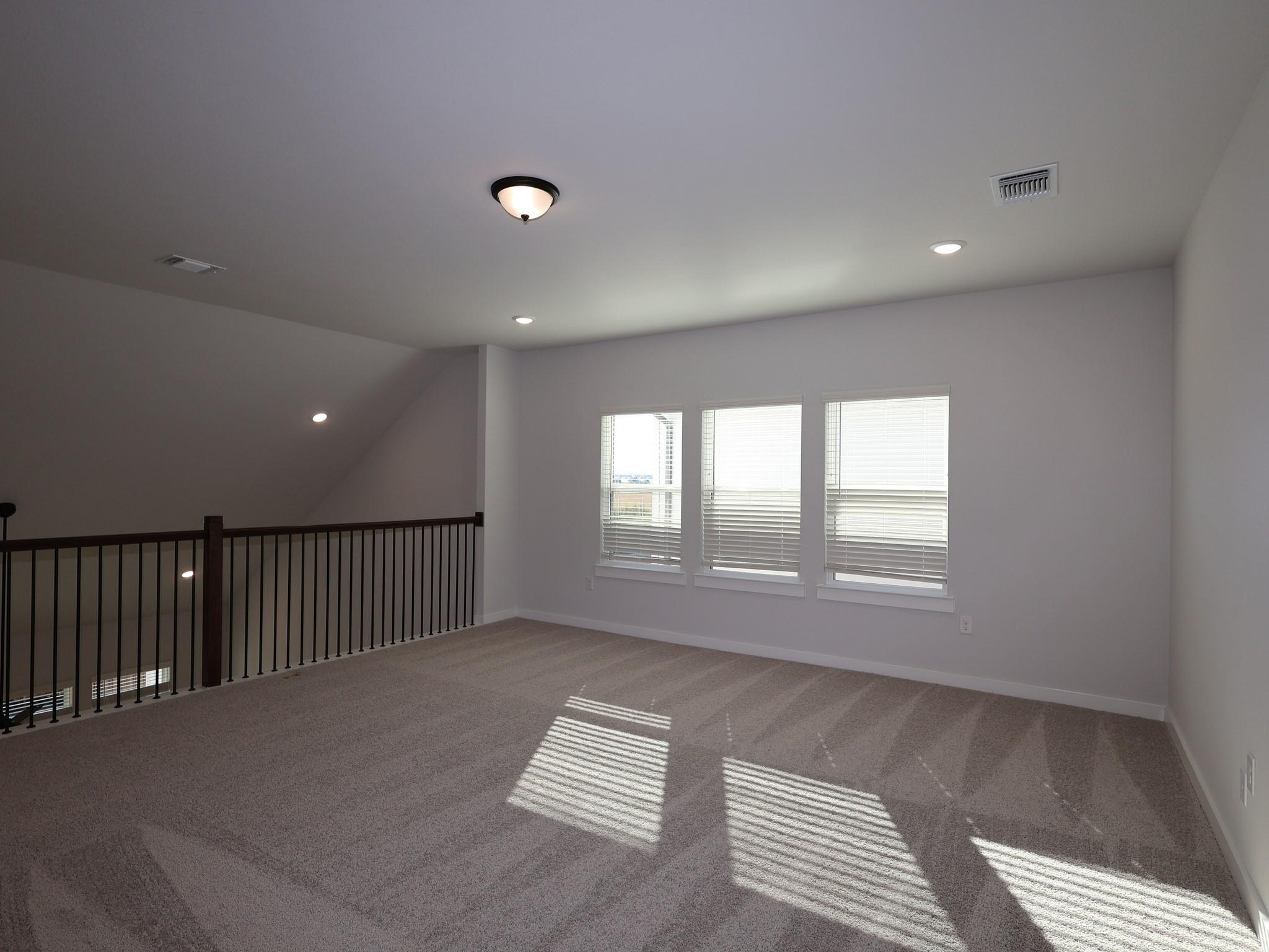 2032 Lolo Ln, Leander, TX 78641