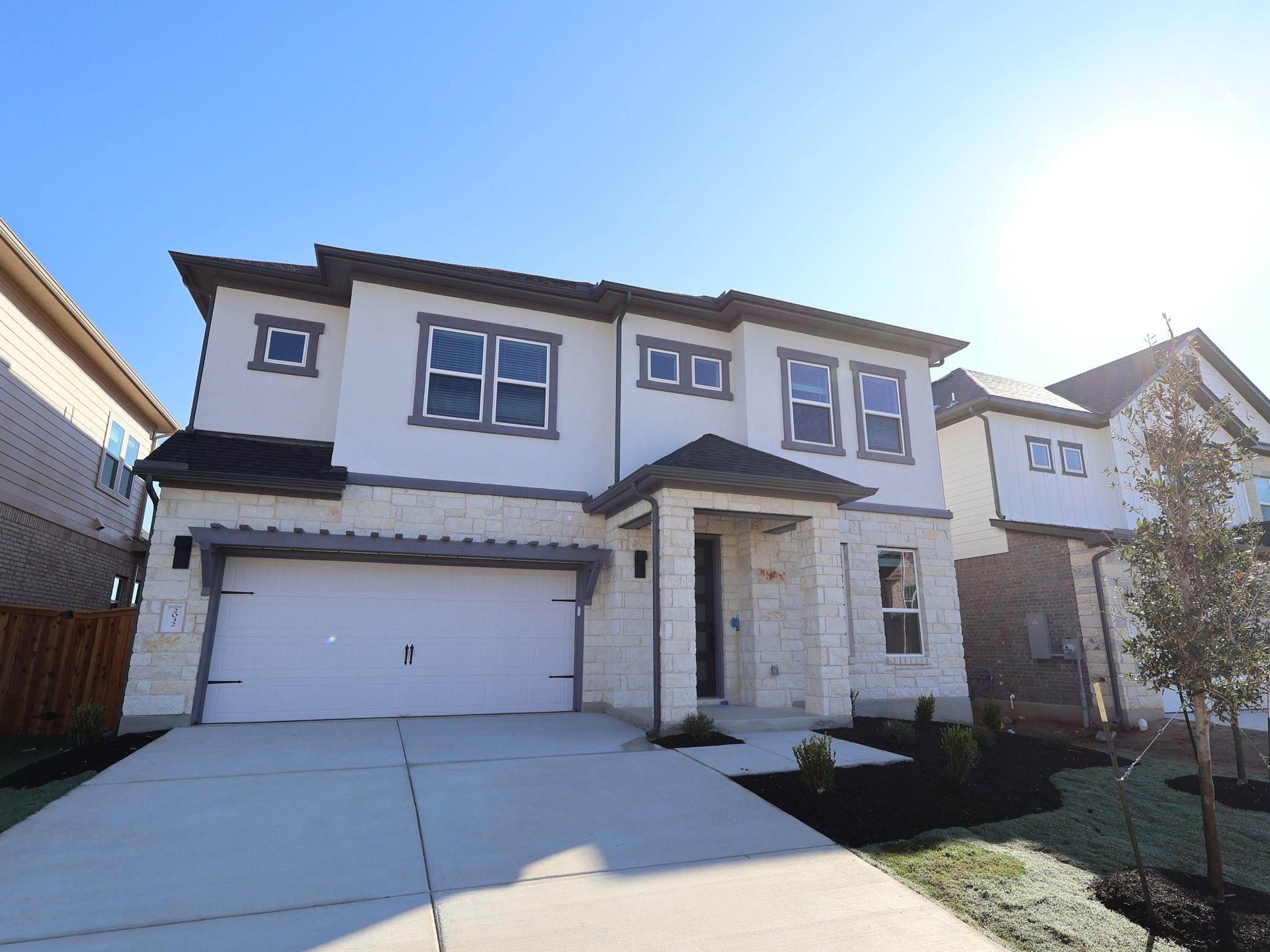 2032 Lolo Ln, Leander, TX 78641