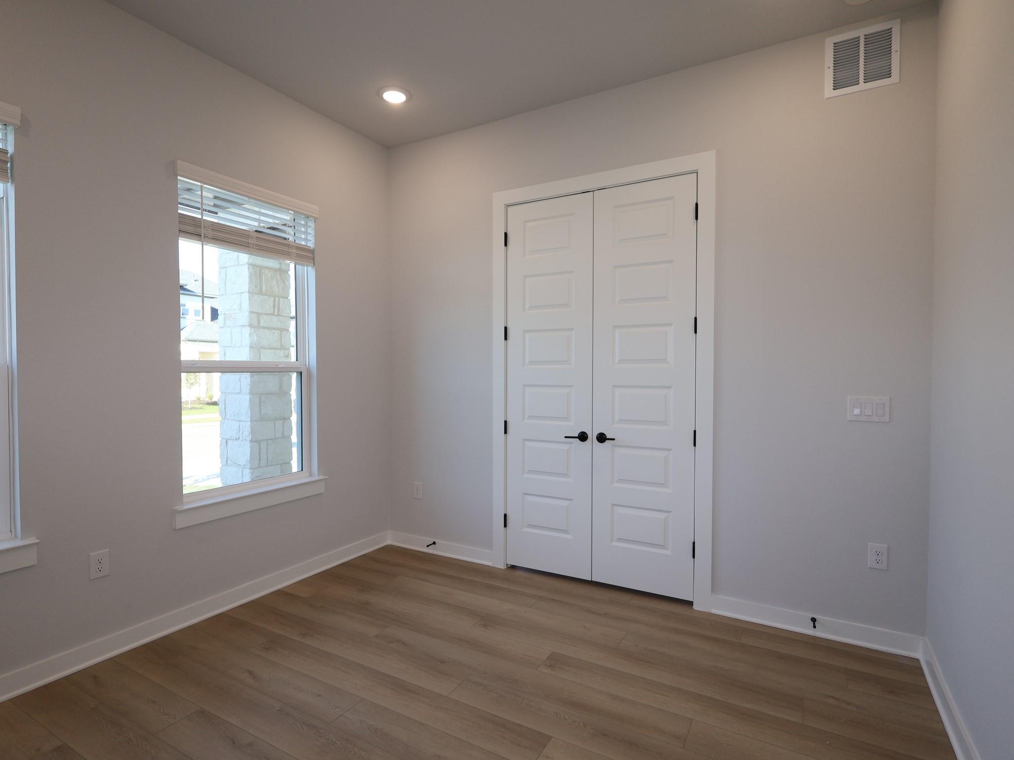 2032 Lolo Ln, Leander, TX 78641