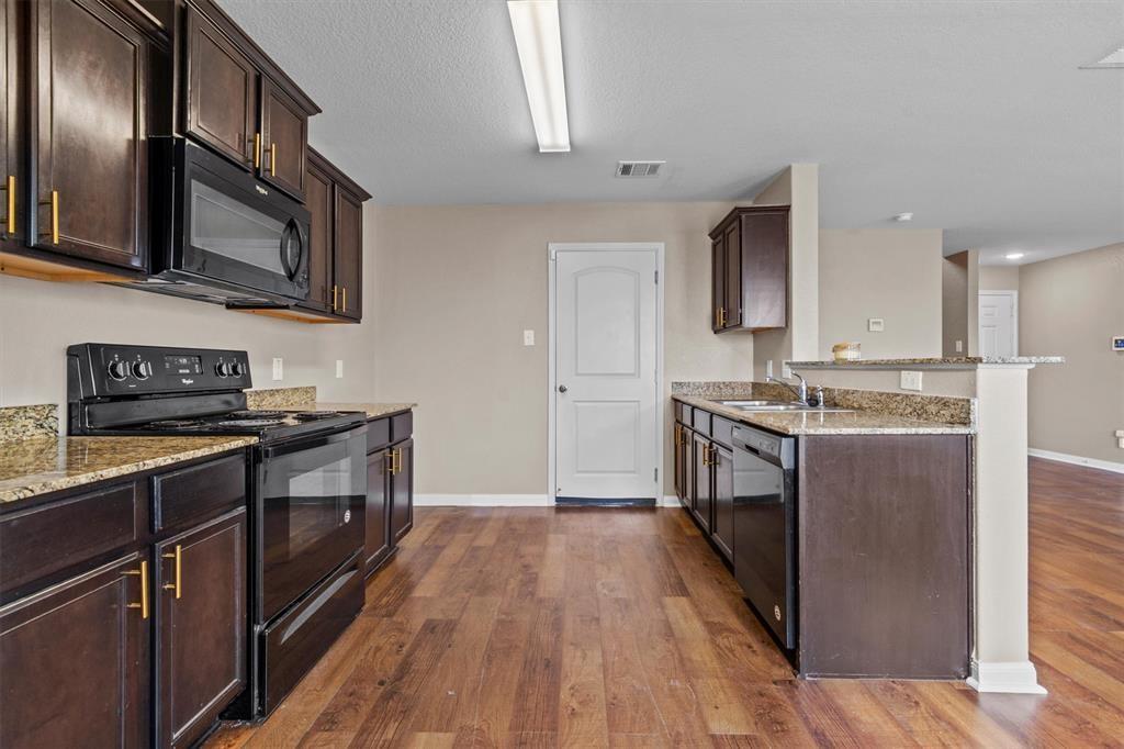 405 Yearwood Ln # 21C, Jarrell, TX 76537