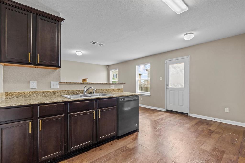 405 Yearwood Ln # 21C, Jarrell, TX 76537