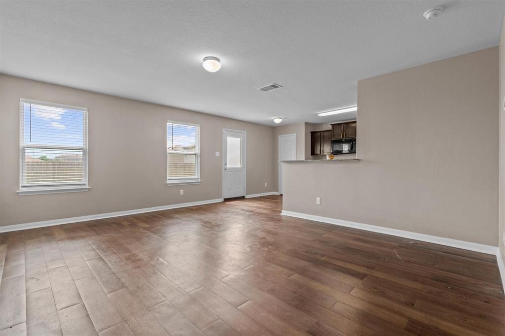 405 Yearwood Ln # 21C, Jarrell, TX 76537