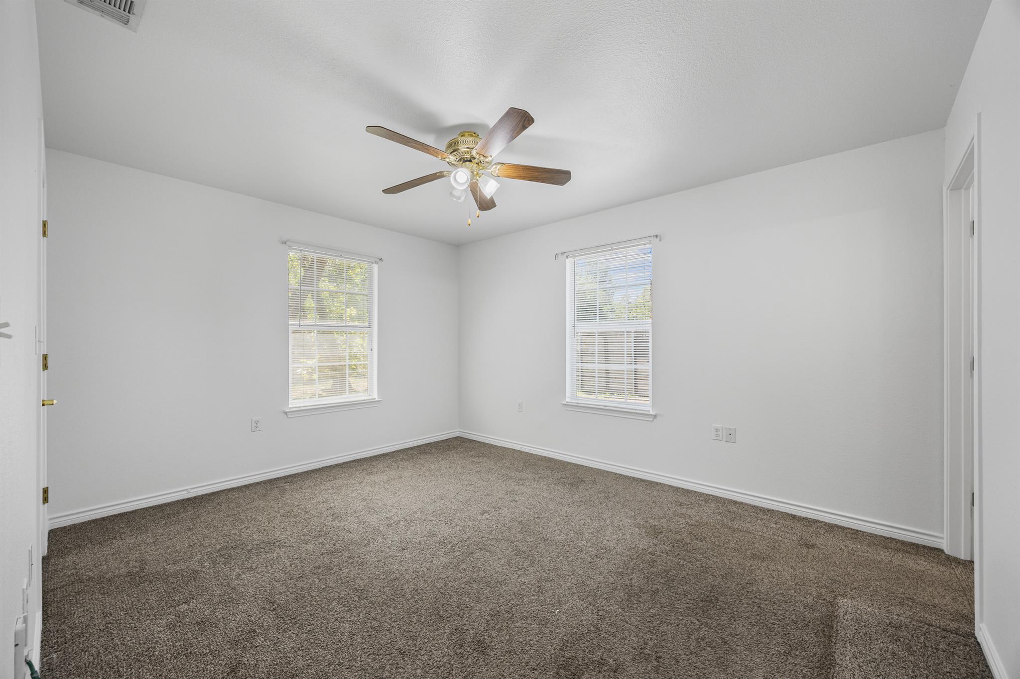 6109 Club Ter, Austin, TX 78741