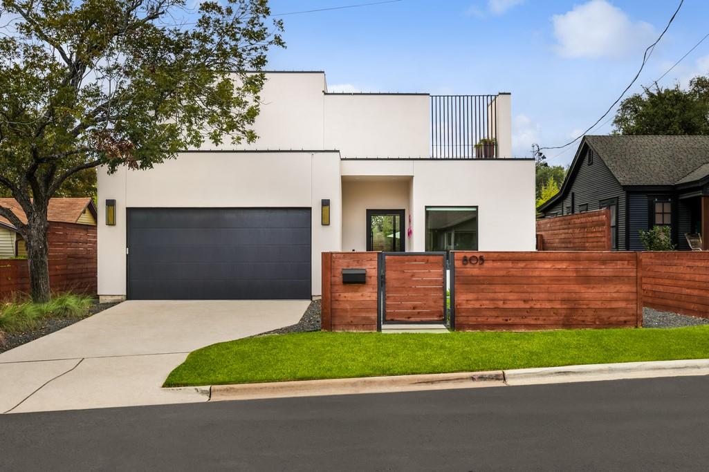 805 W Live Oak St, Austin, TX 78704