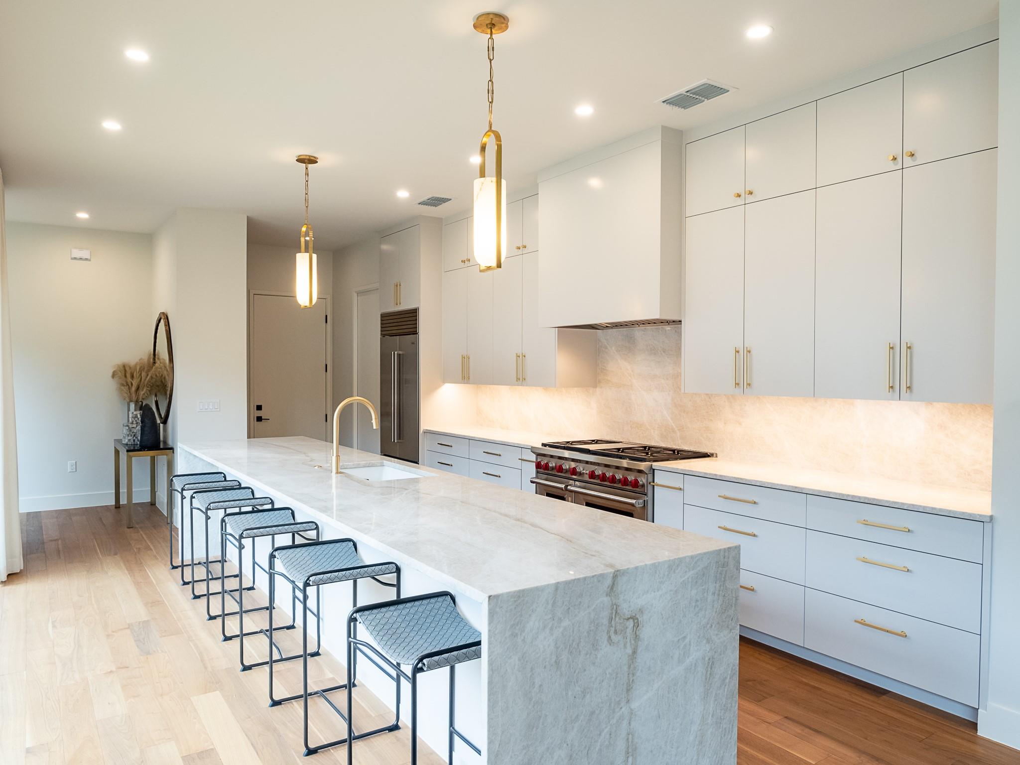 805 W Live Oak St, Austin, TX 78704