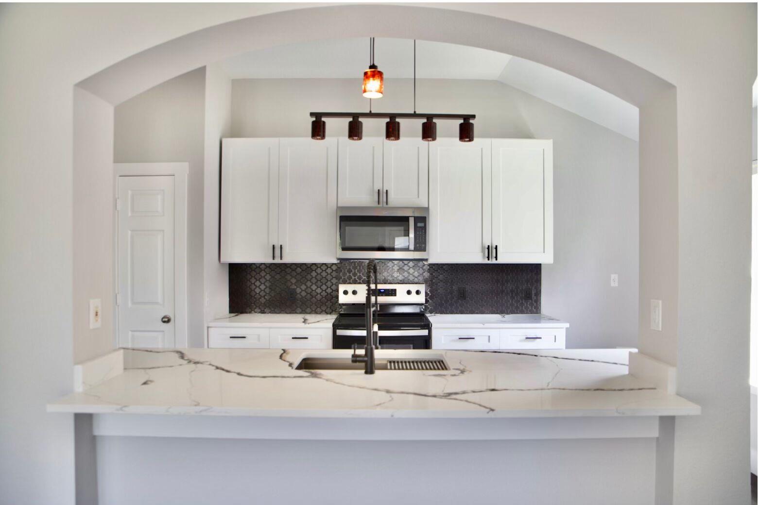 19120 Leigh Ln, Pflugerville, TX 78660