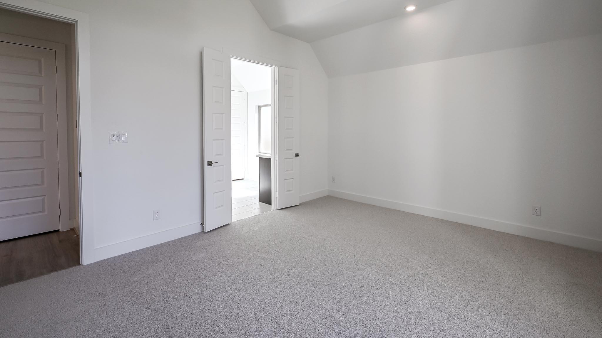 243 Melody Rd, Lockhart, TX 78644