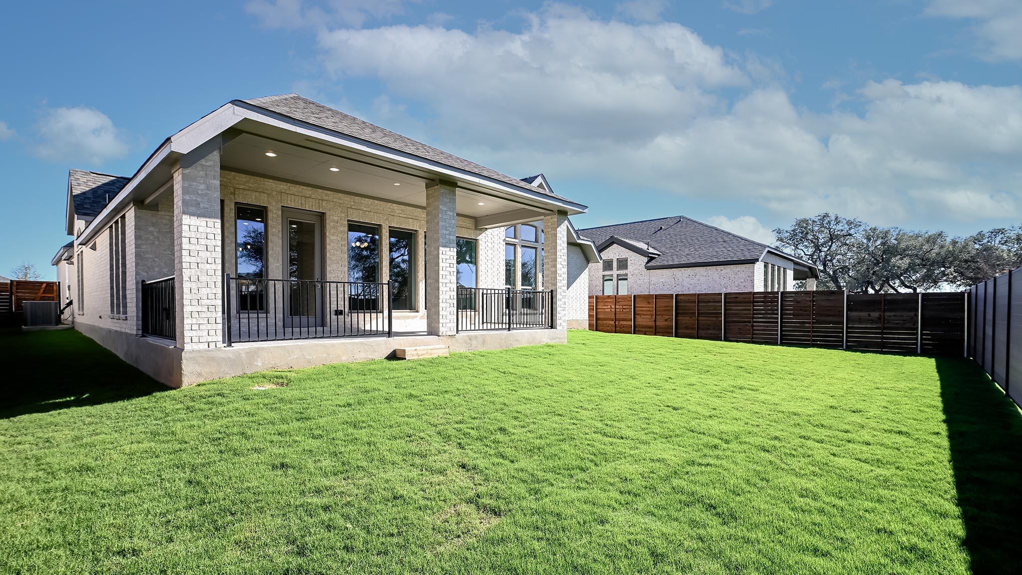 243 Melody Rd, Lockhart, TX 78644