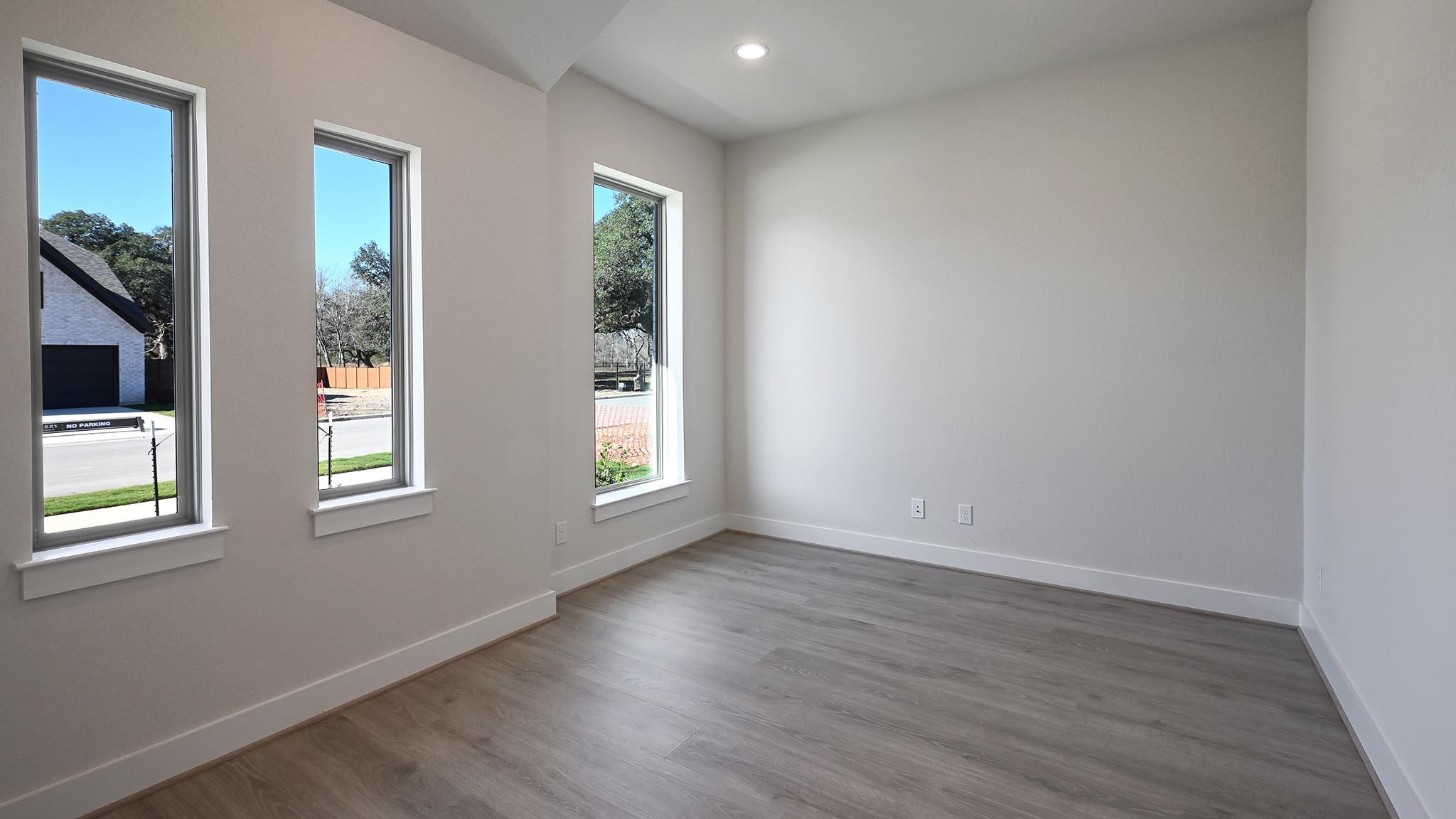 240 Melody Rd, Lockhart, TX 78644