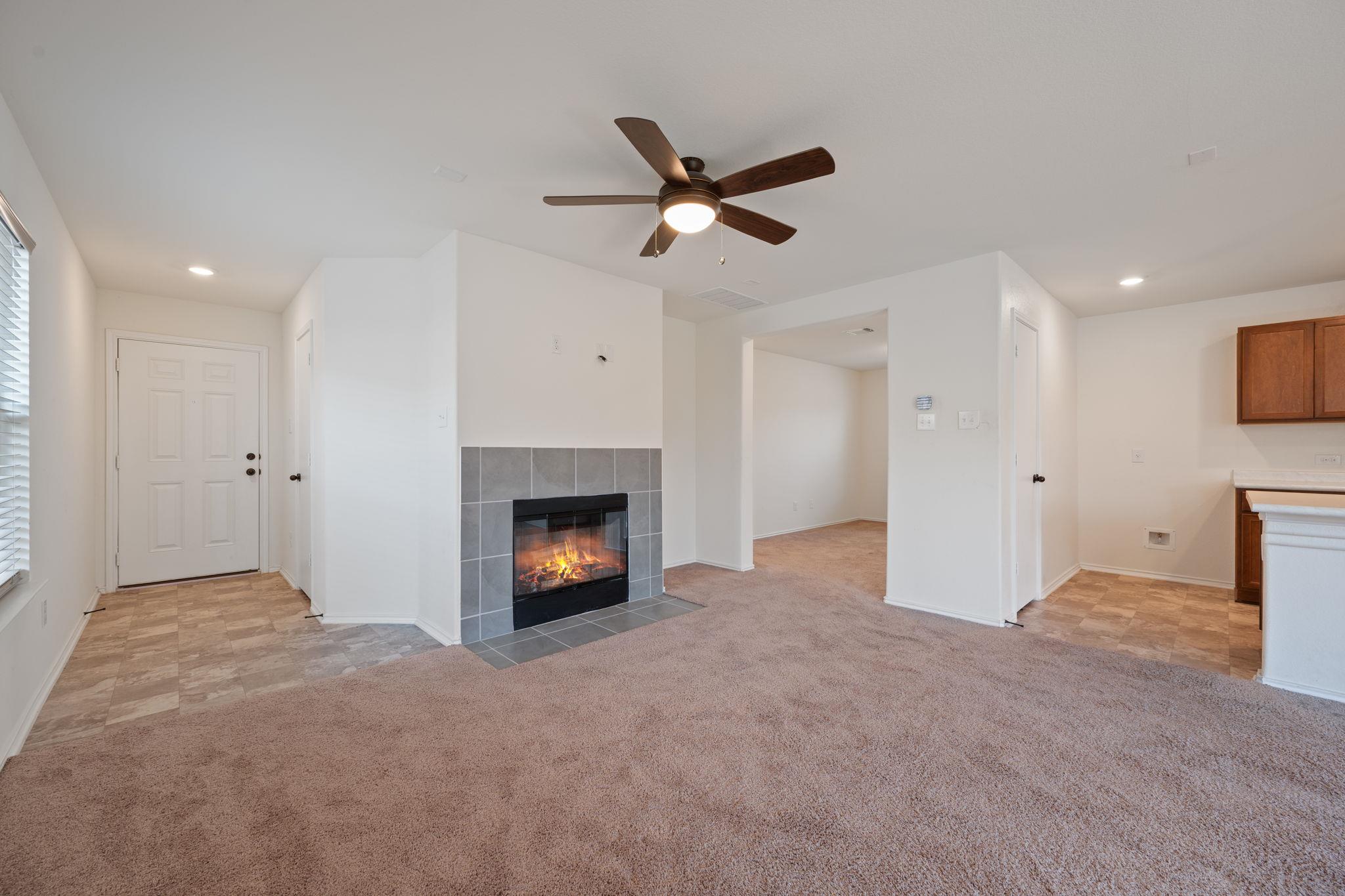 117 Robert Hightower Cv, Jarrell, TX 76537