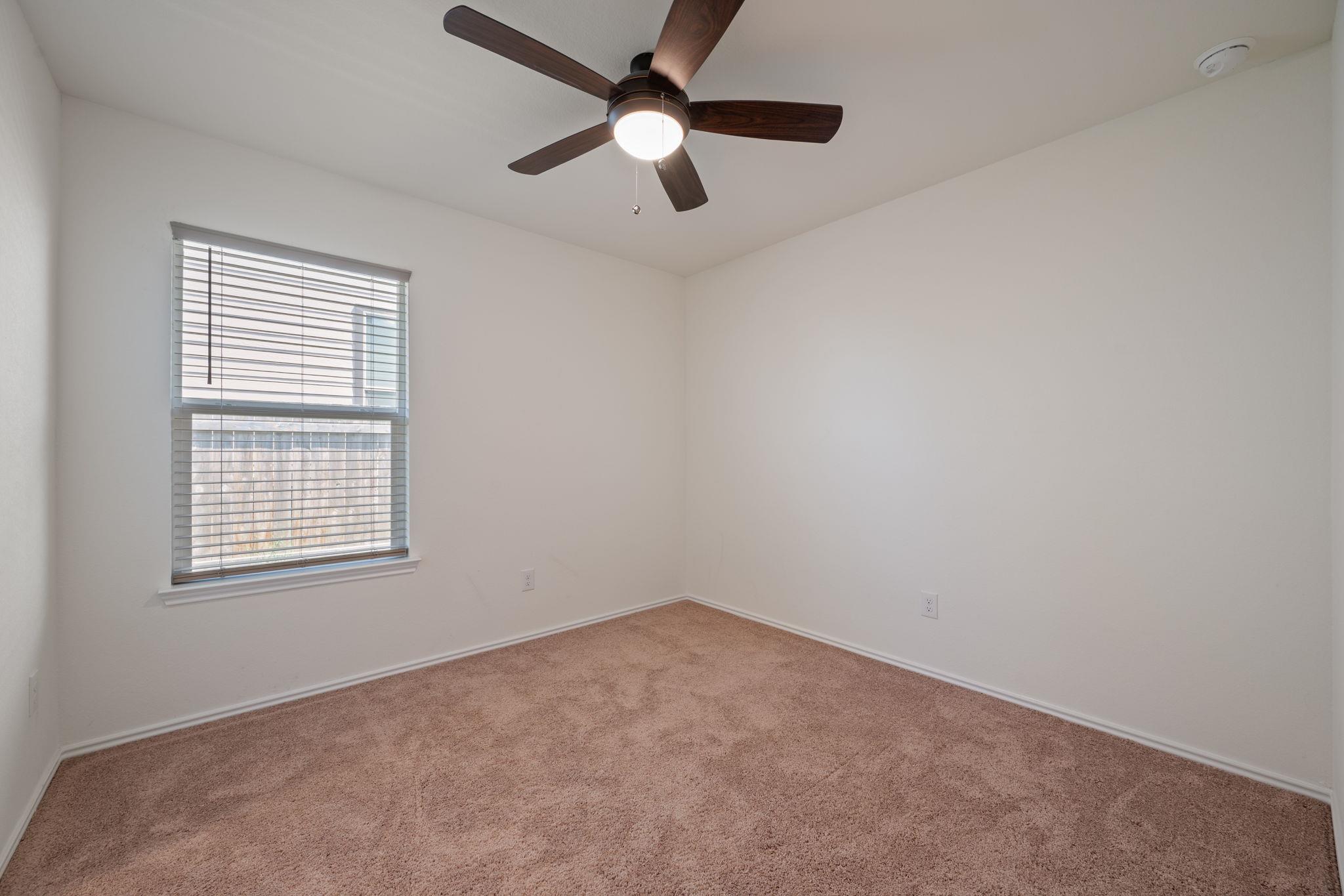 117 Robert Hightower Cv, Jarrell, TX 76537