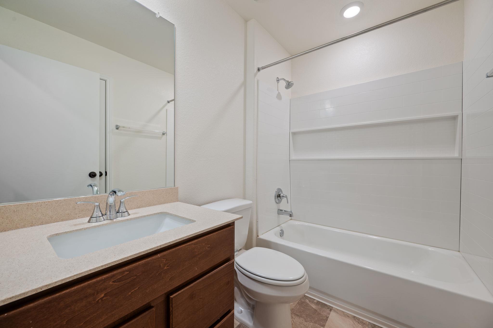 117 Robert Hightower Cv, Jarrell, TX 76537