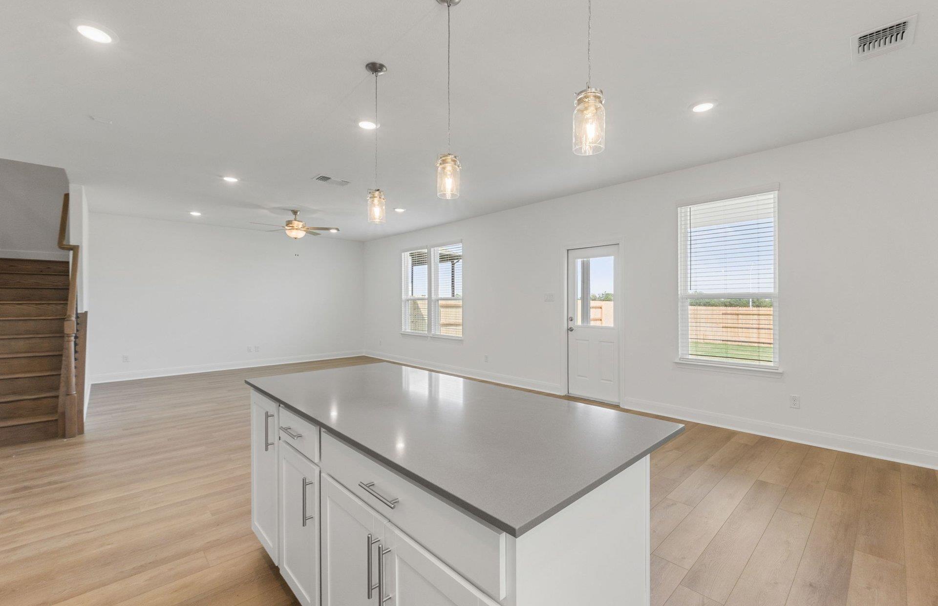 200 Daniels Dusty Trl, Georgetown, TX 78626