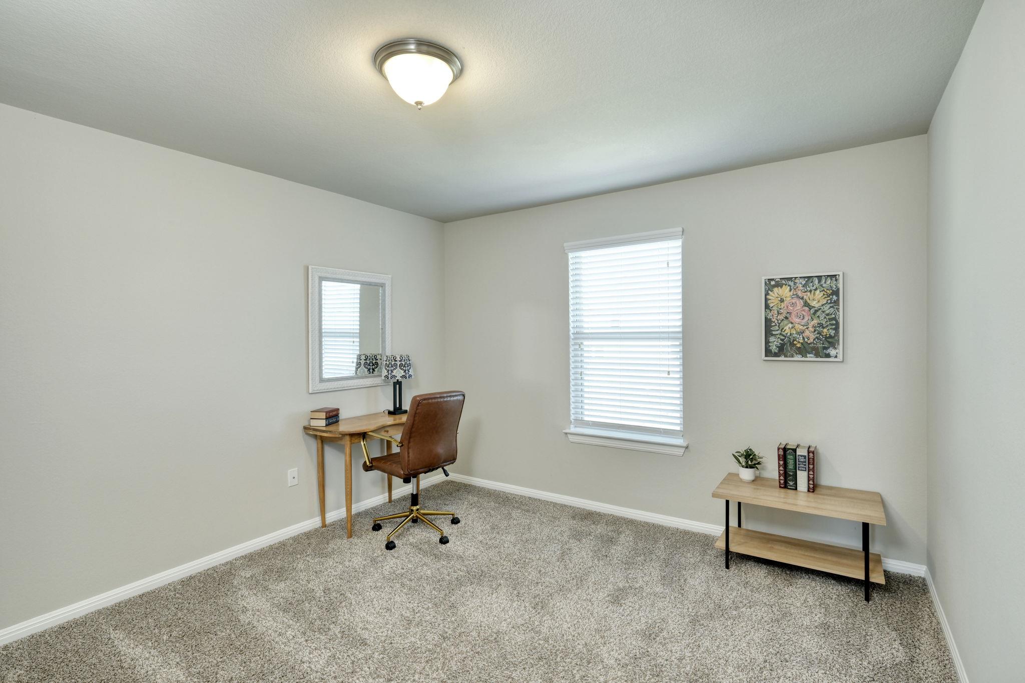 243 Twisted Oaks Ln, Buda, TX 78610