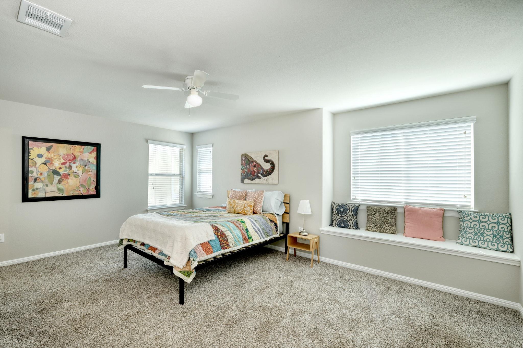 243 Twisted Oaks Ln, Buda, TX 78610