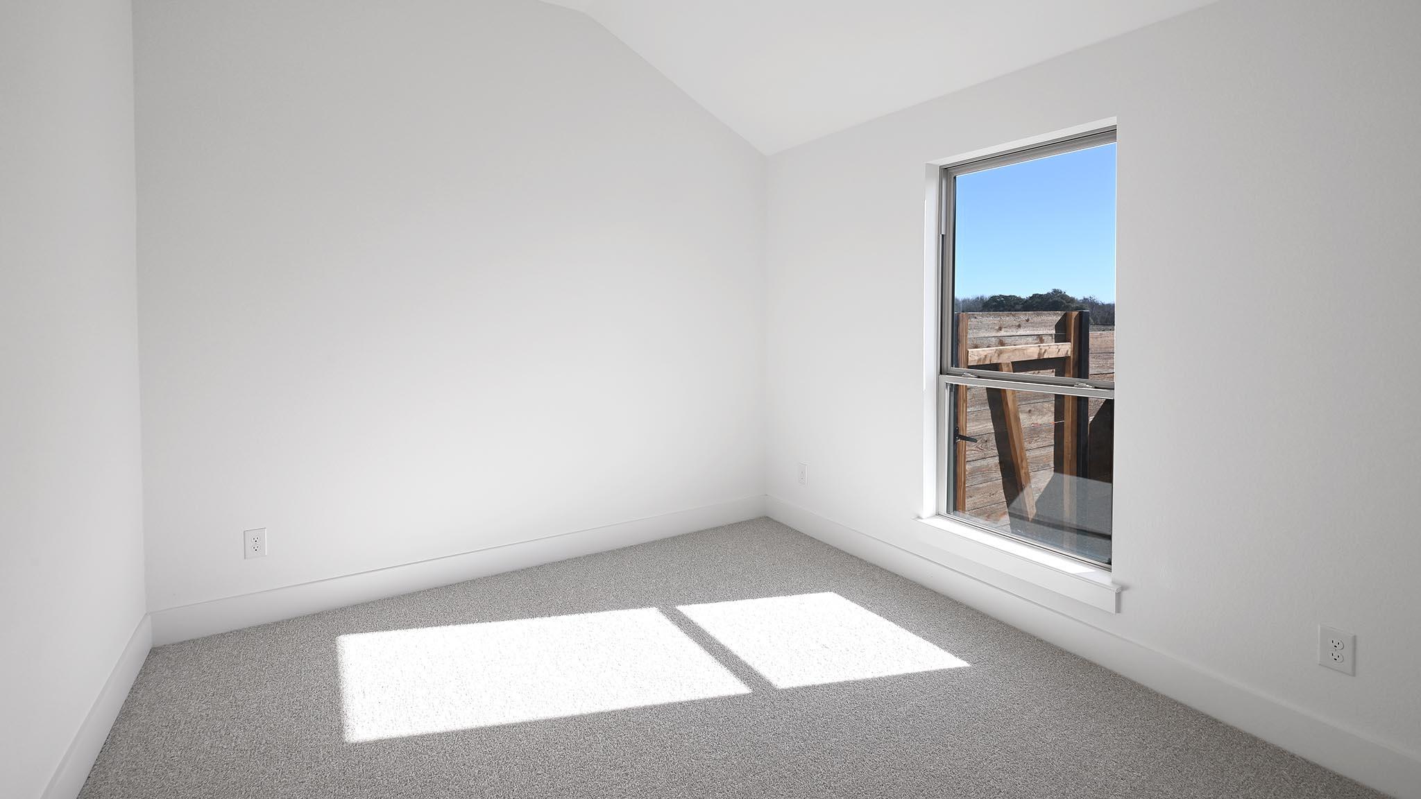 245 Melody Rd, Lockhart, TX 78644