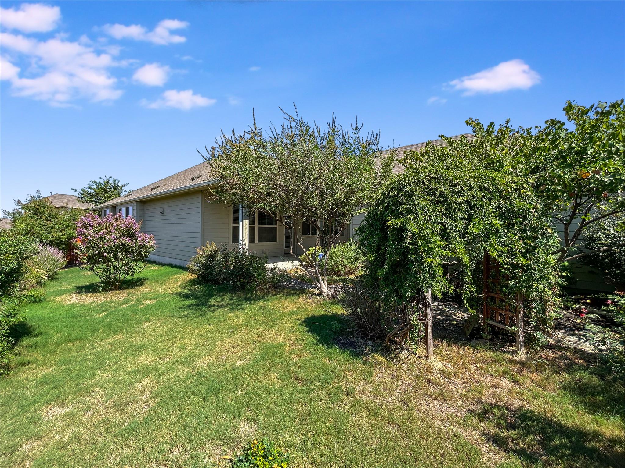 512 Canadian Springs Dr, Leander, TX 78641