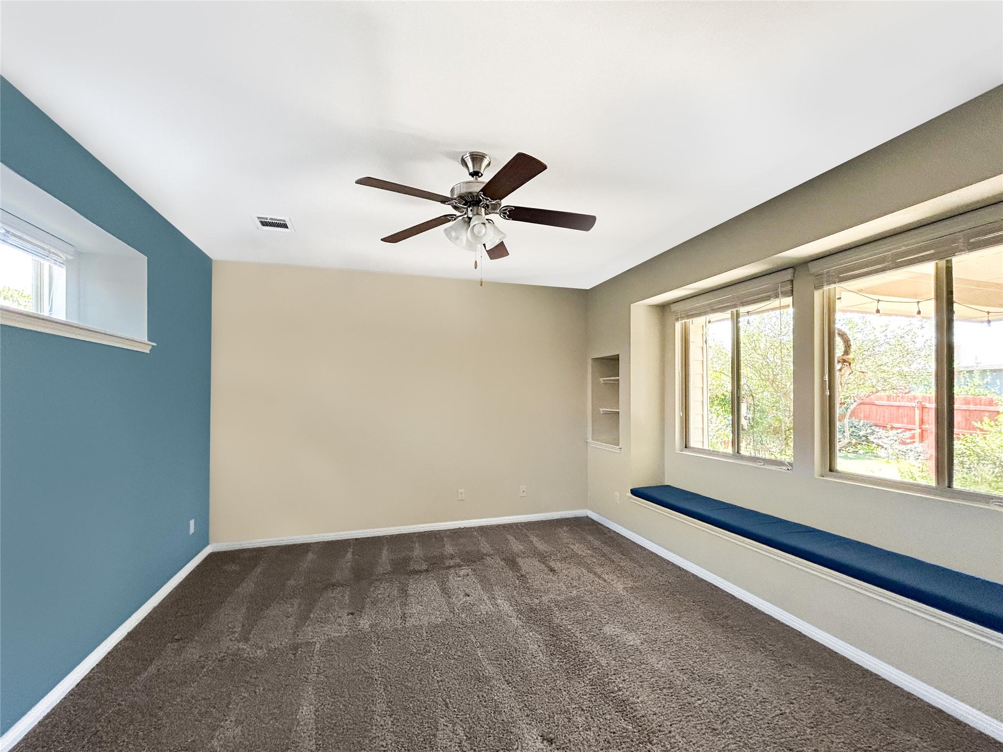 512 Canadian Springs Dr, Leander, TX 78641