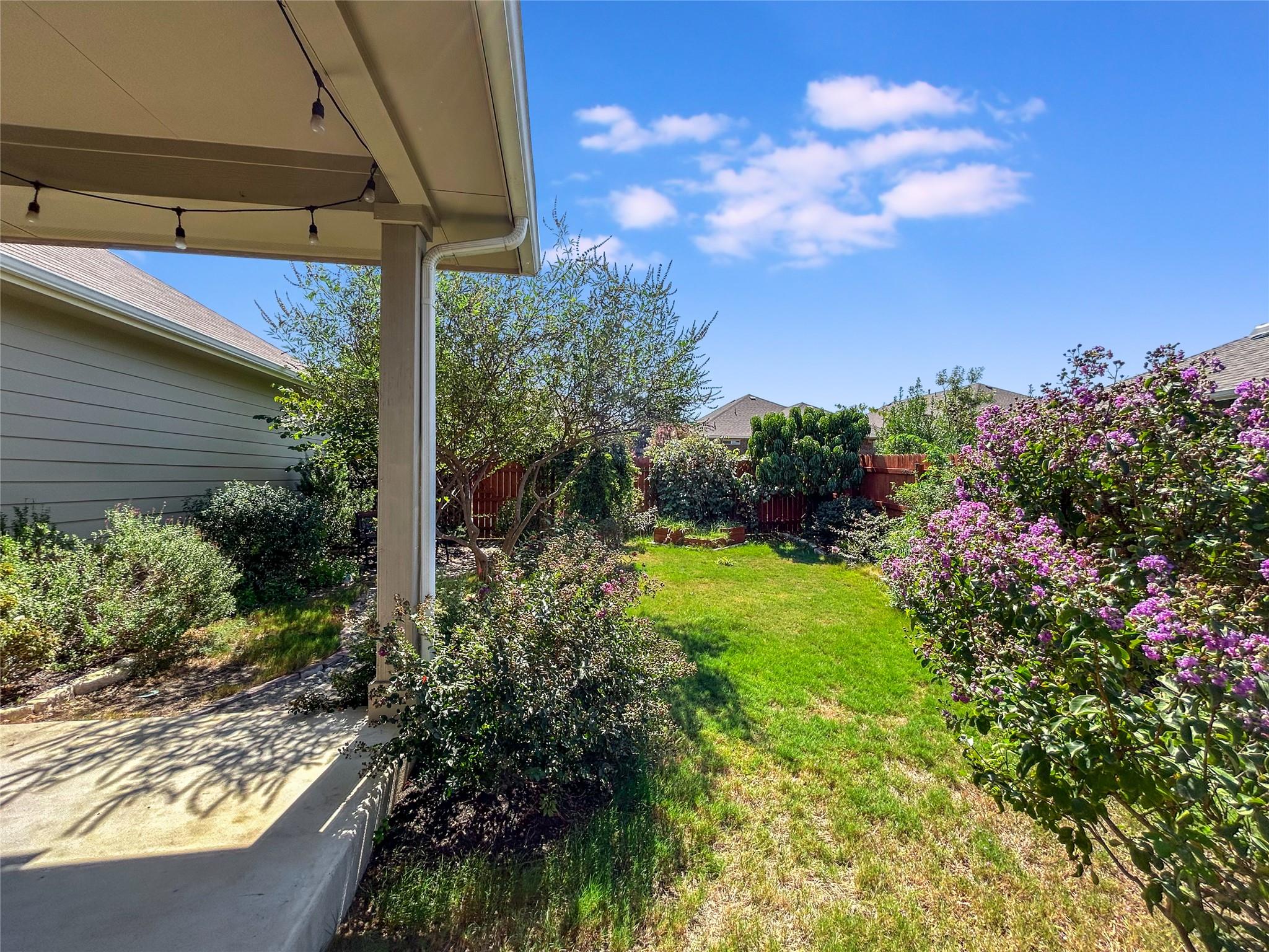 512 Canadian Springs Dr, Leander, TX 78641