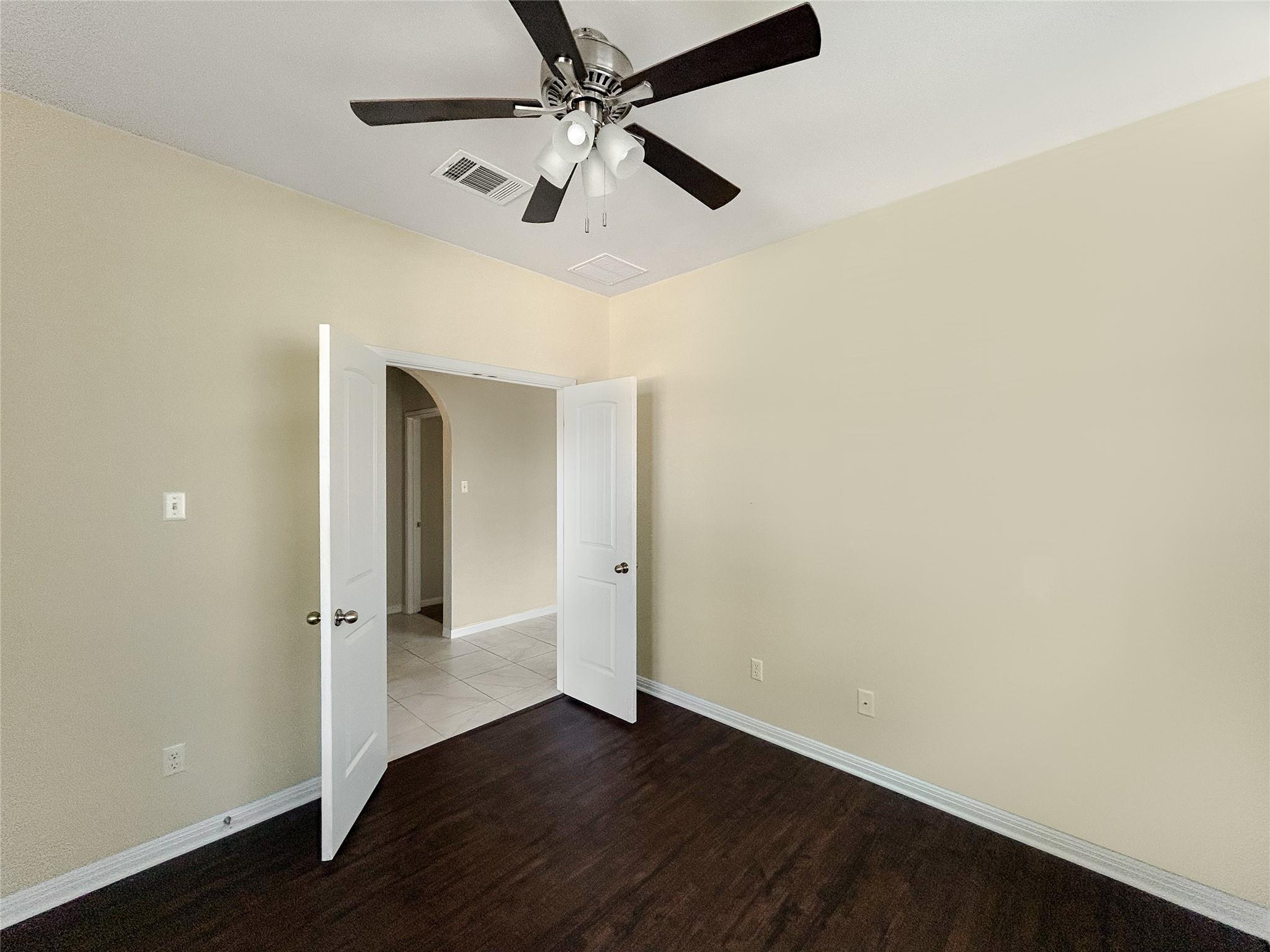 512 Canadian Springs Dr, Leander, TX 78641