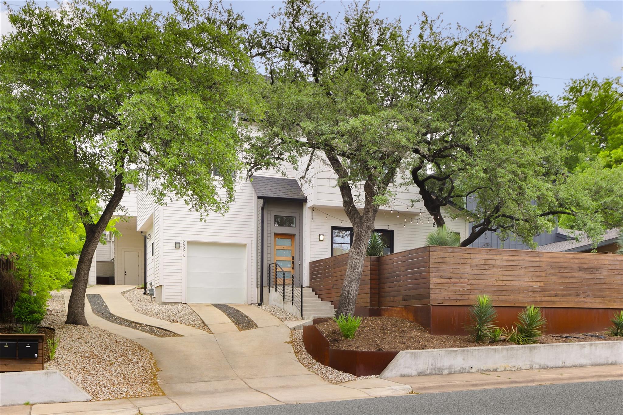 2809 S 5TH St # 4, Austin, TX 78704