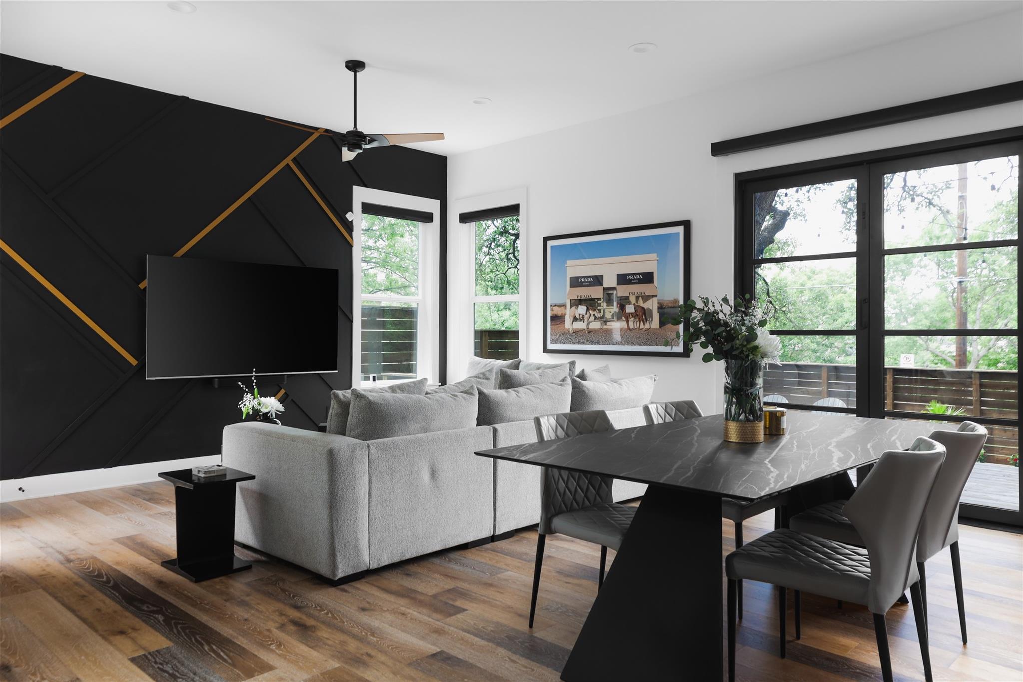 2809 S 5TH St # 4, Austin, TX 78704