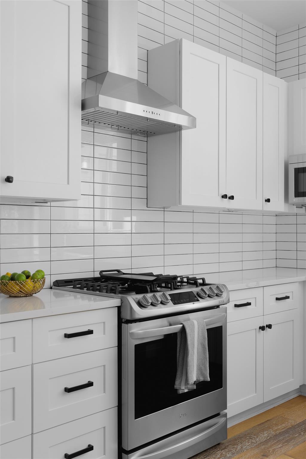 2809 S 5TH St # 4, Austin, TX 78704