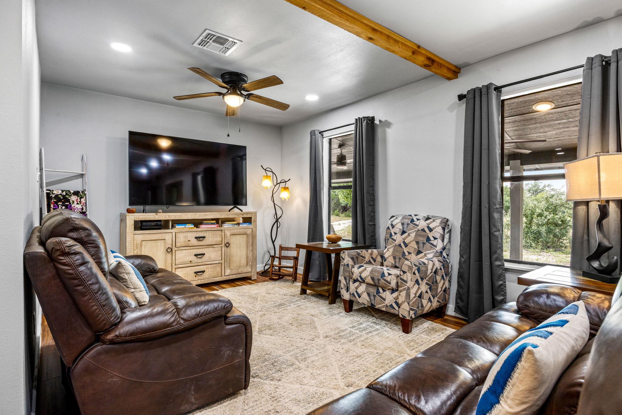 3074 County Road 207, Liberty Hill, TX 78642