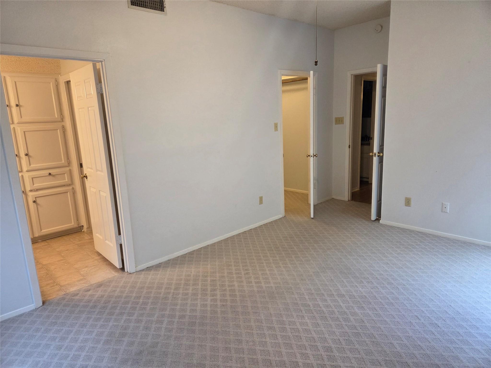 8111 Baywood Dr # A, Austin, TX 78759