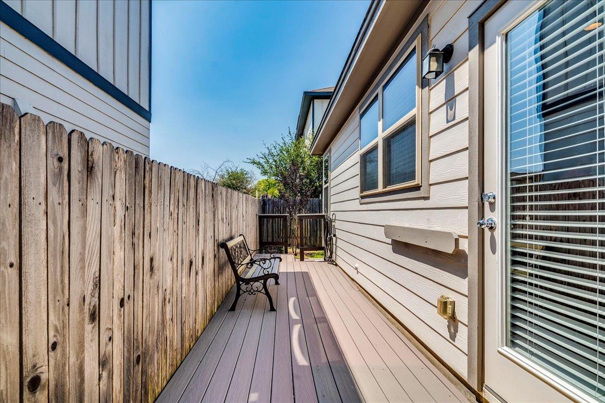 915 Totis Rd, Austin, TX 78748