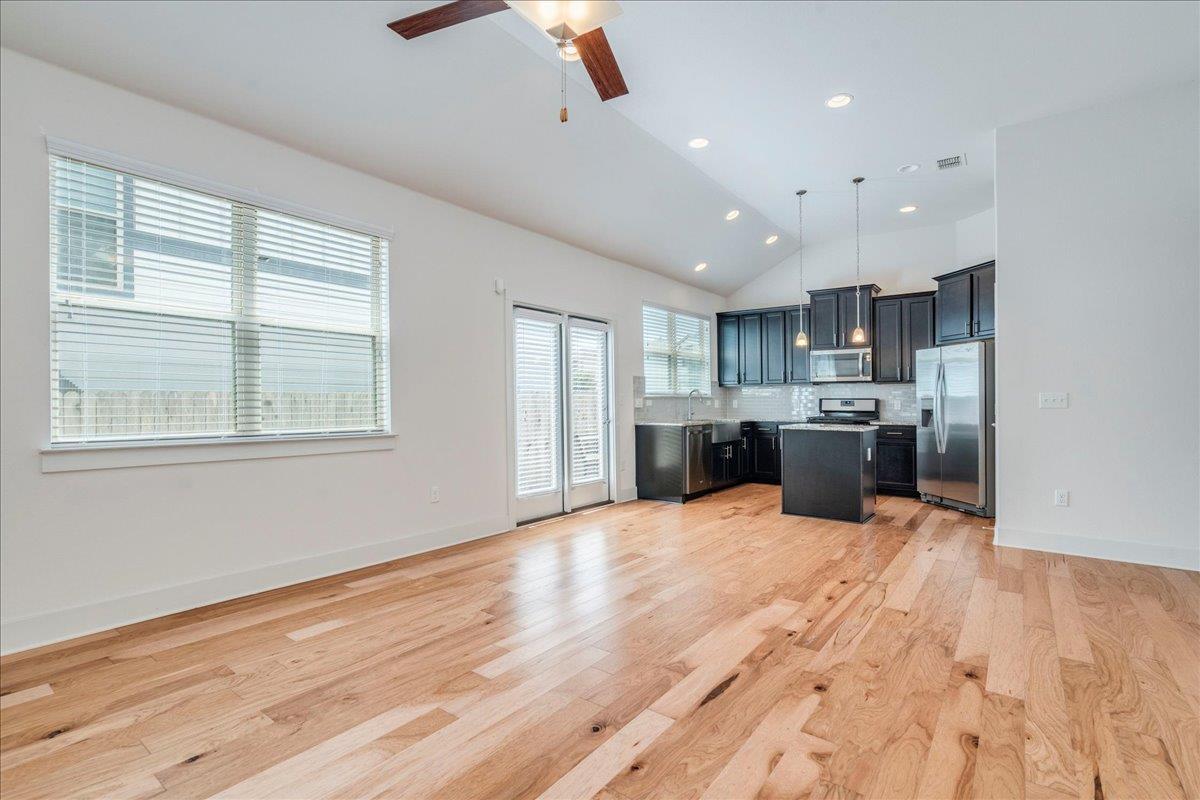 915 Totis Rd, Austin, TX 78748