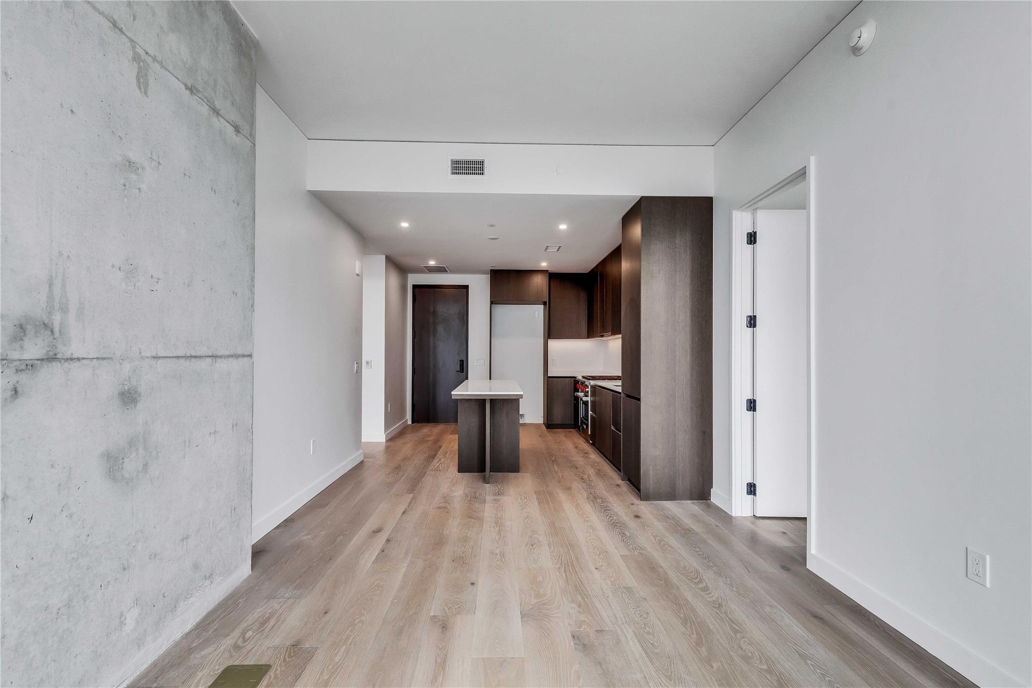 610 Davis St # 2003, Austin, TX 78701