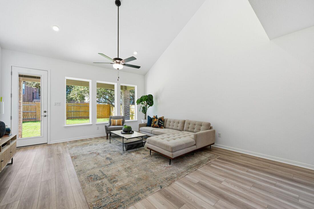 717 Tradewinds Way, Georgetown, TX 78628