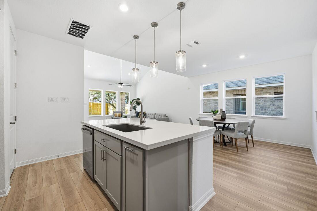 717 Tradewinds Way, Georgetown, TX 78628