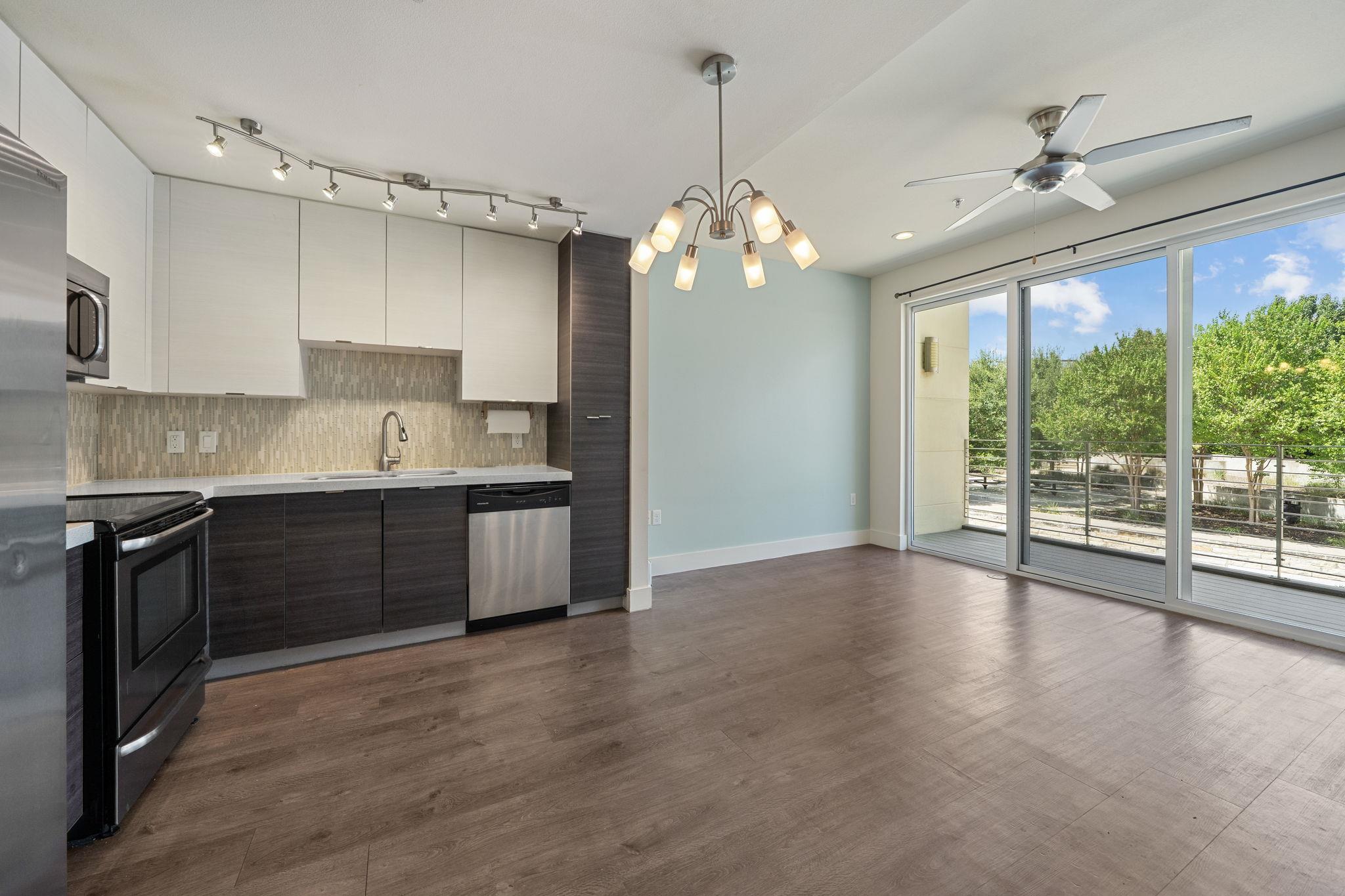 604 N Bluff Dr # 214, Austin, TX 78745