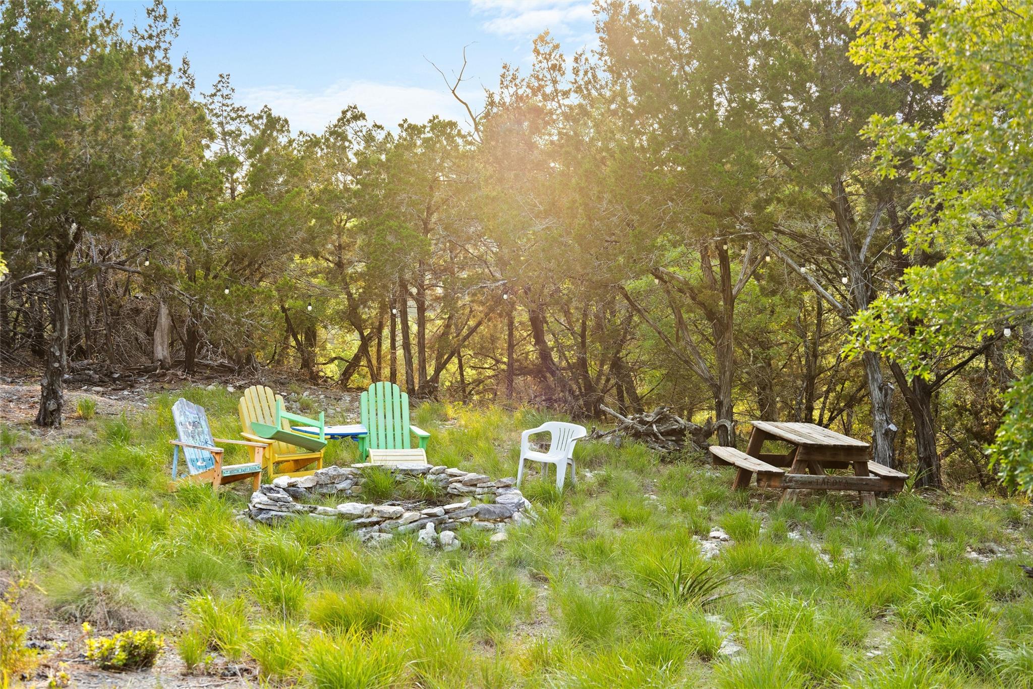 900 Lost Valley Rd, Dripping Springs, TX 78620