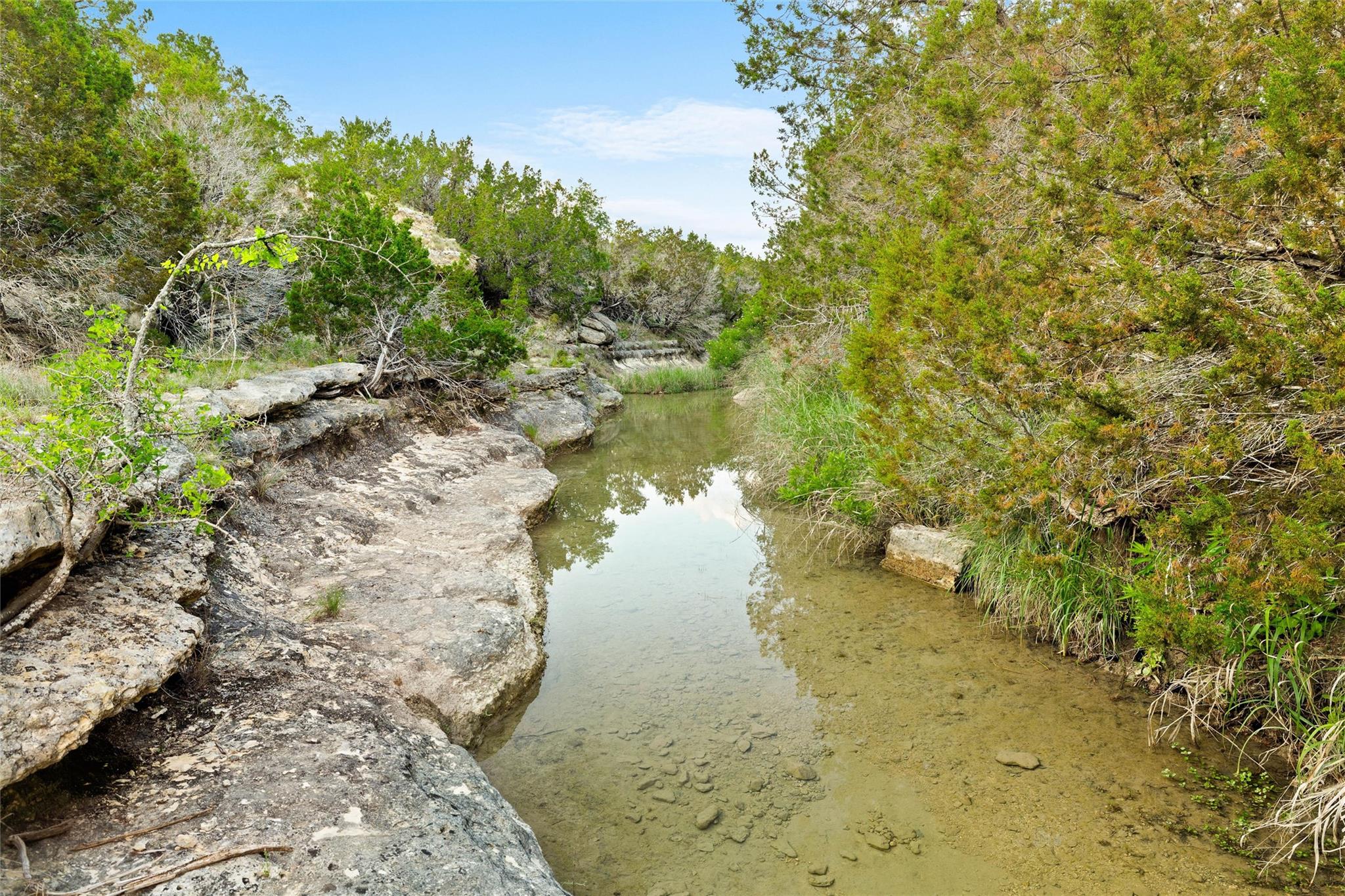 900 Lost Valley Rd, Dripping Springs, TX 78620
