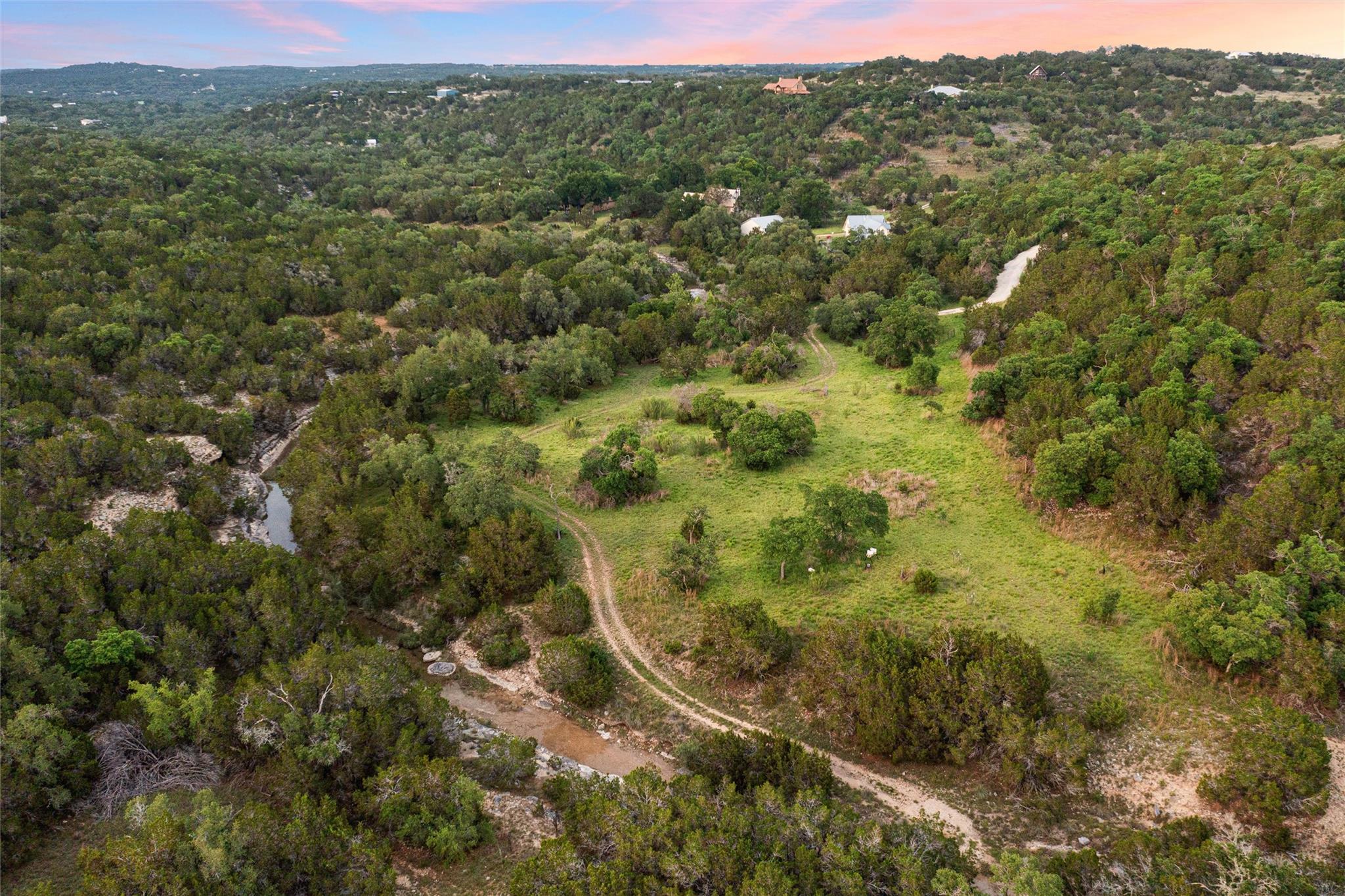 900 Lost Valley Rd, Dripping Springs, TX 78620
