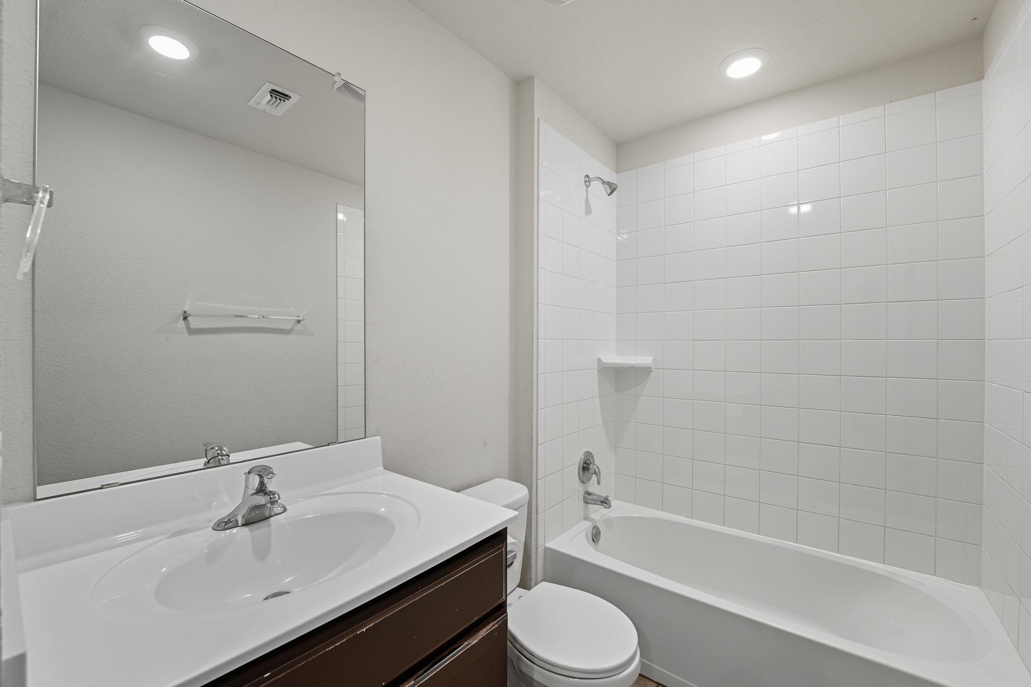 6002 Sally Ride Ln, Killeen, TX 76543