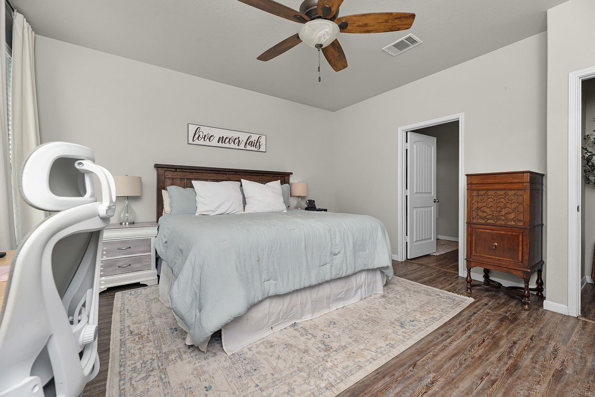 484 Copper Hill Dr, New Braunfels, TX 78130