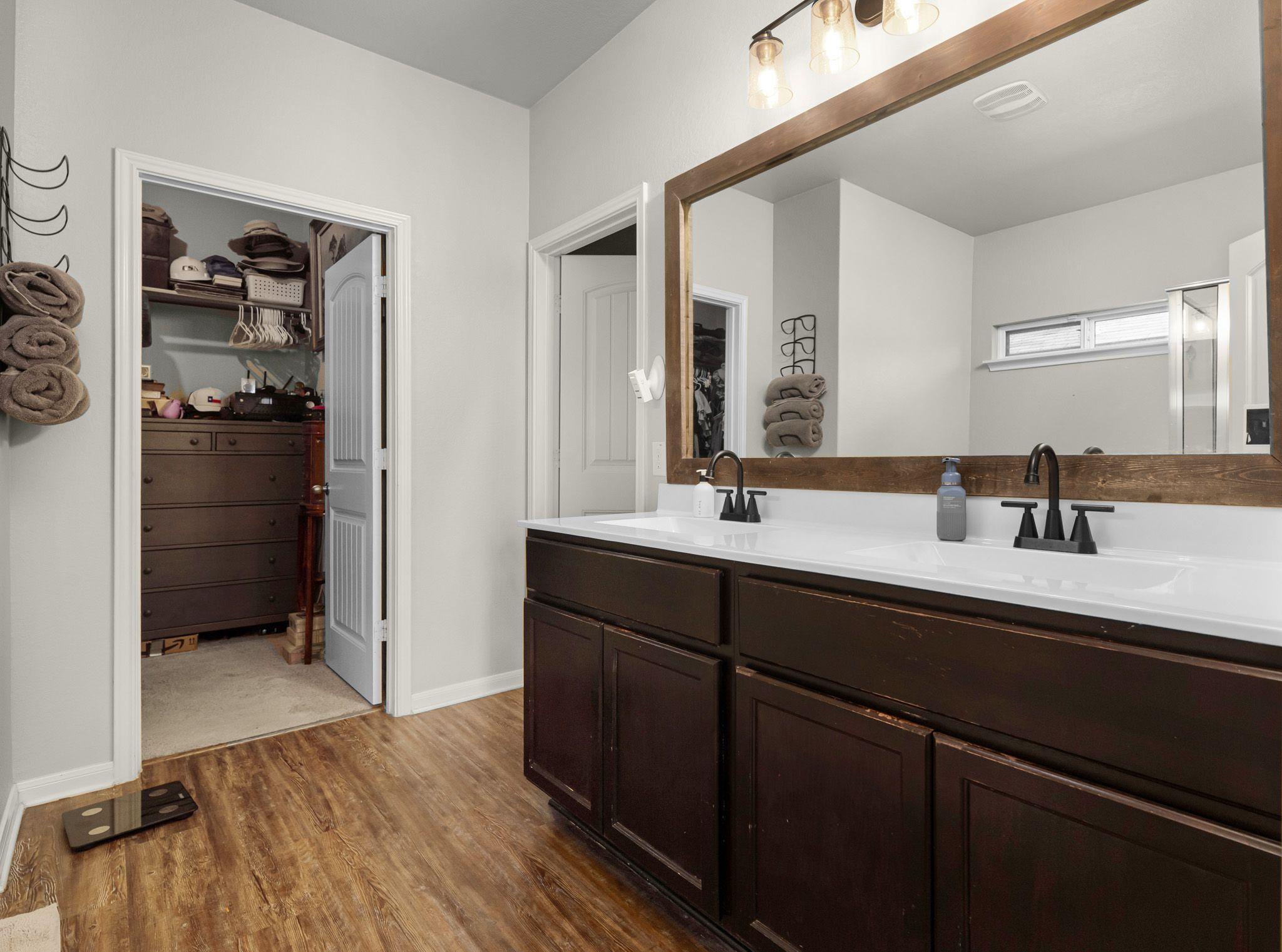 484 Copper Hill Dr, New Braunfels, TX 78130