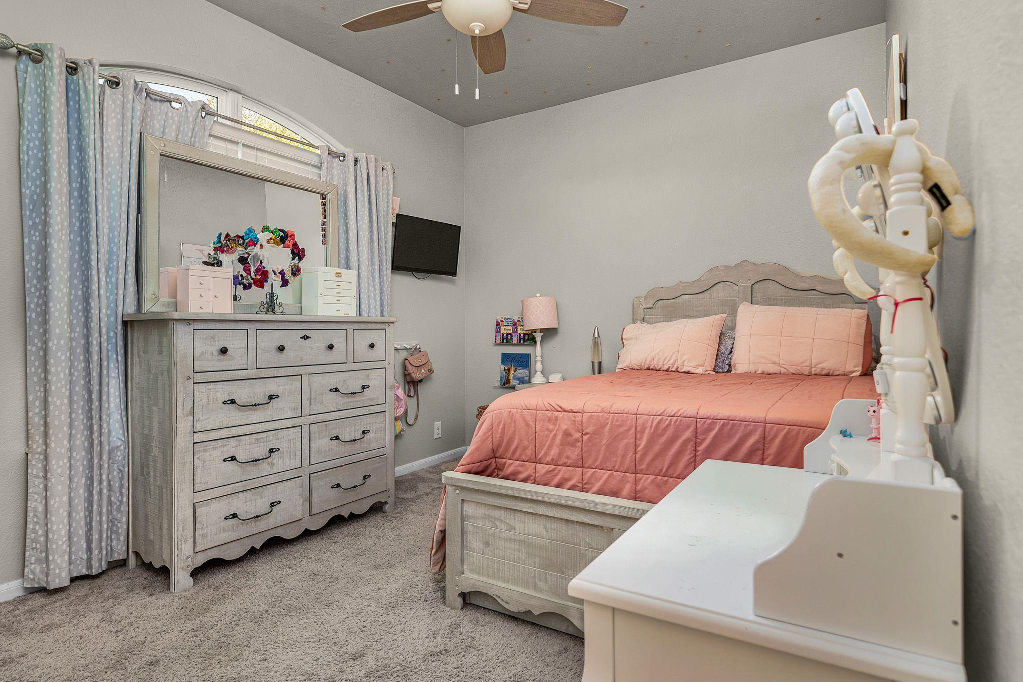 484 Copper Hill Dr, New Braunfels, TX 78130