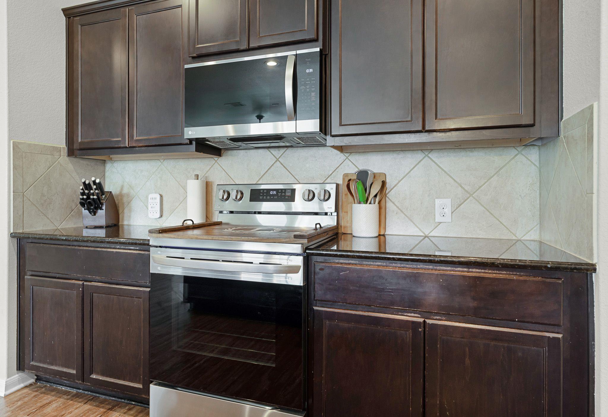 484 Copper Hill Dr, New Braunfels, TX 78130