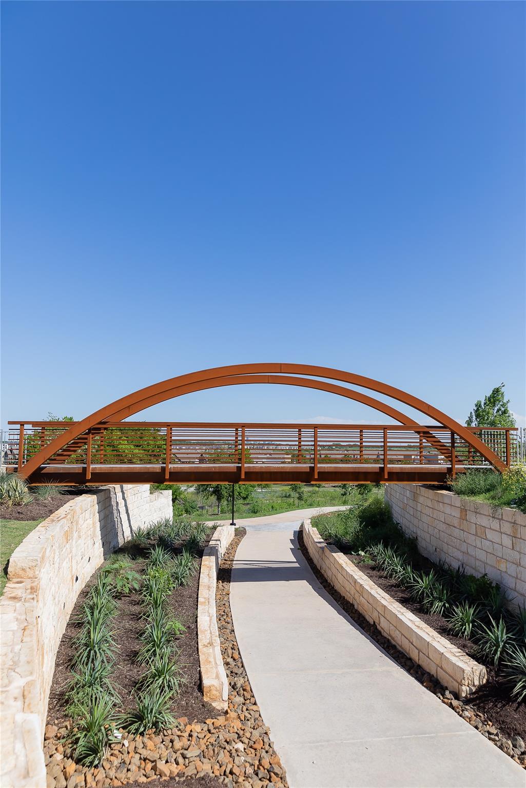 8108 Springsteen Dr, Austin, TX 78744