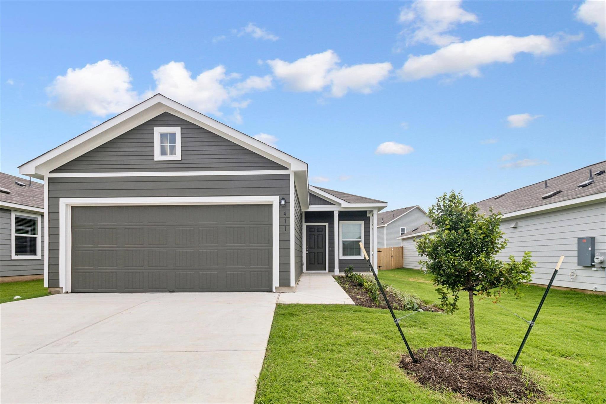 411 Black Buffalo Rd, Bastrop, TX 78602