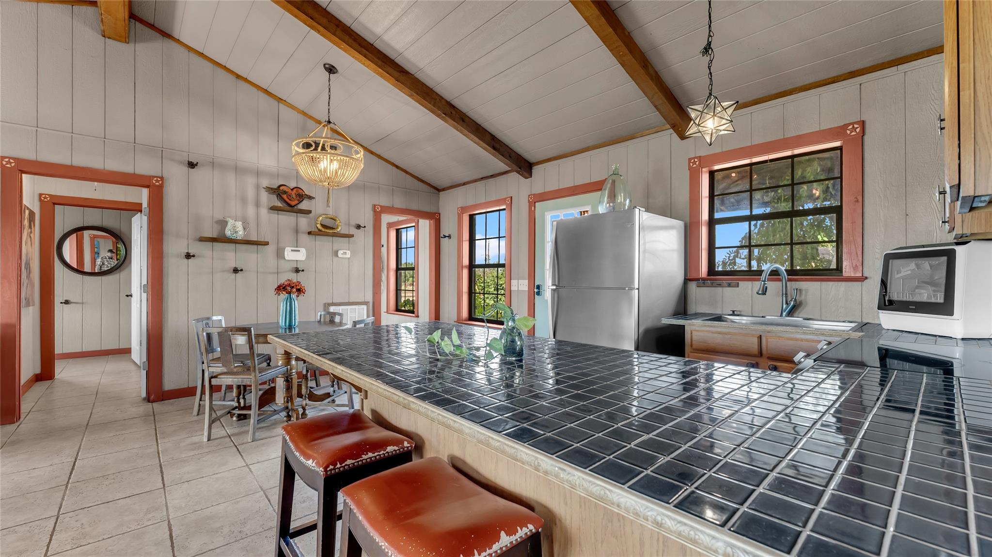 127 Offer Ln, Llano, TX 78643