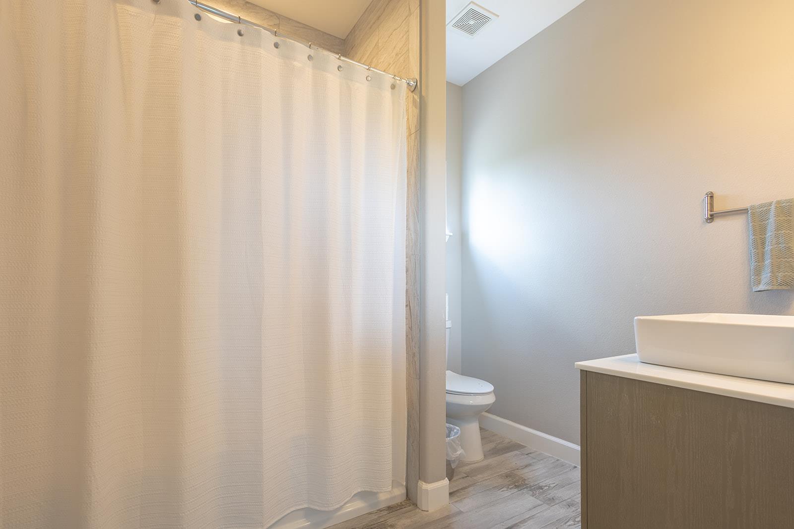 104 Kahalulu Dr, Bastrop, TX 78602