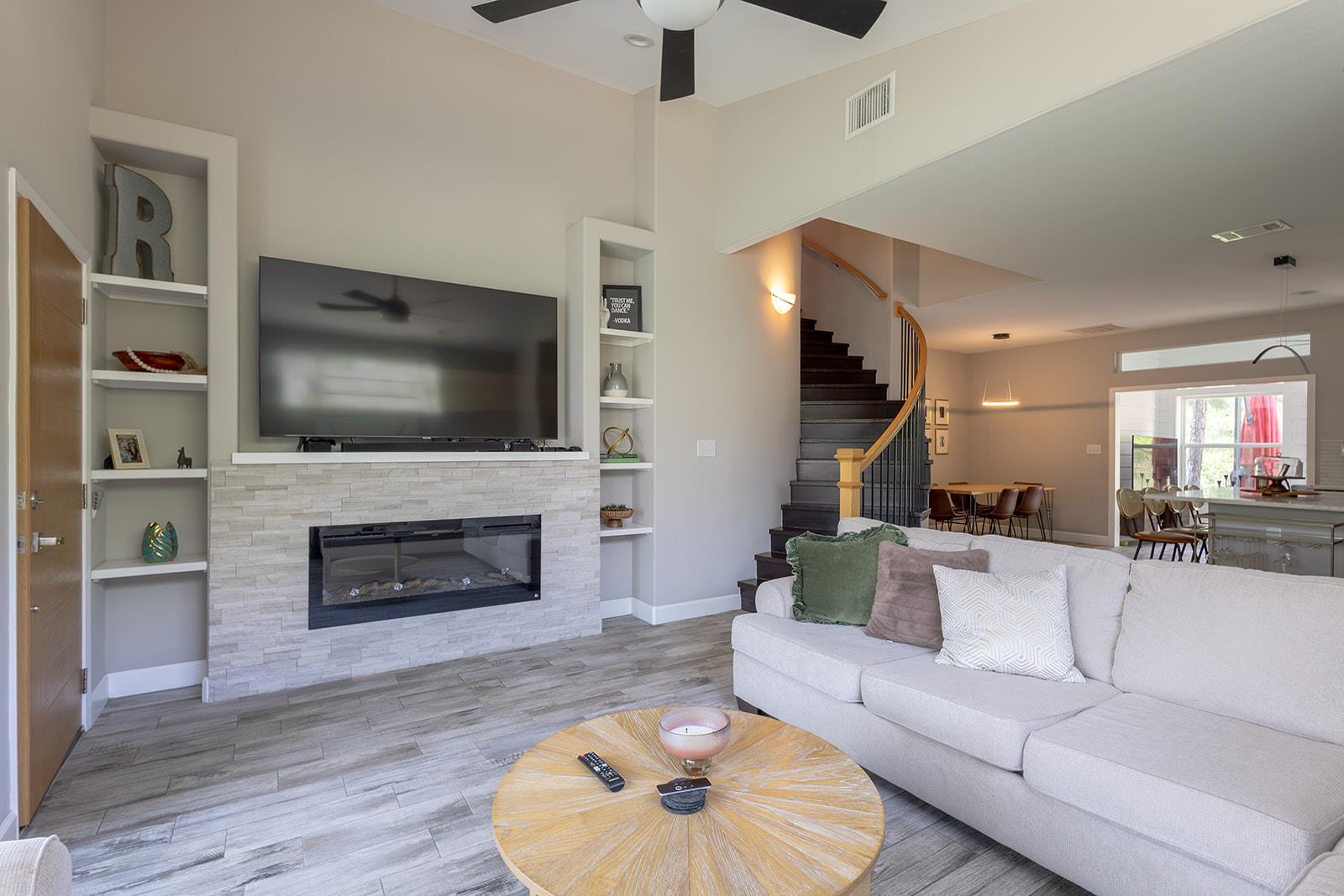 104 Kahalulu Dr, Bastrop, TX 78602