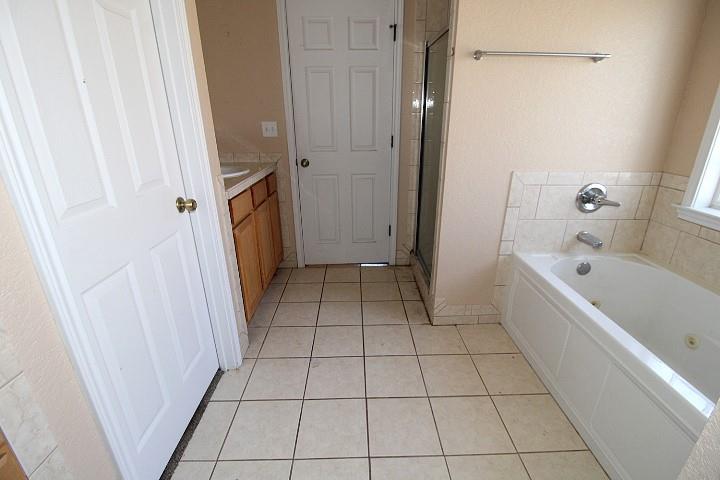 2003 Walker Place Blvd, Copperas Cove, TX 76522