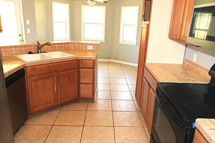 2003 Walker Place Blvd, Copperas Cove, TX 76522